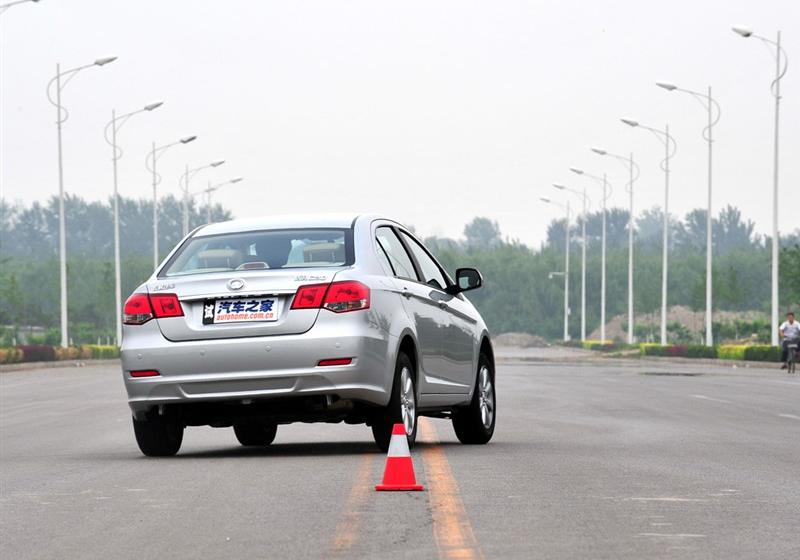 長城汽車 騰翼C30 2010款 1.5 手動豪華型