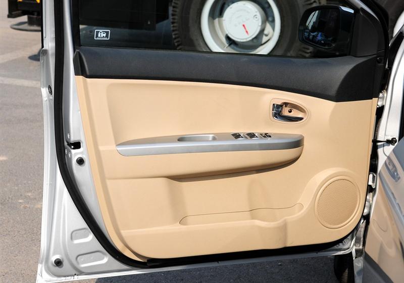 長城汽車 騰翼C30 2010款 1.5 CVT豪華型