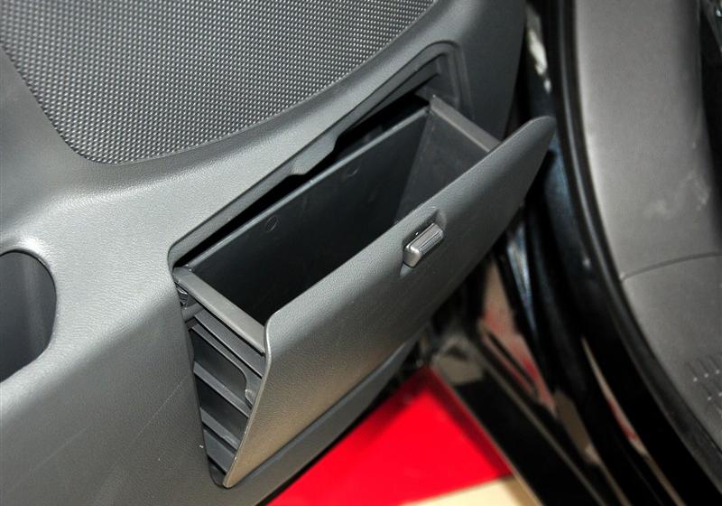 長城汽車 騰翼V80 2011款 2.0 自動標準型