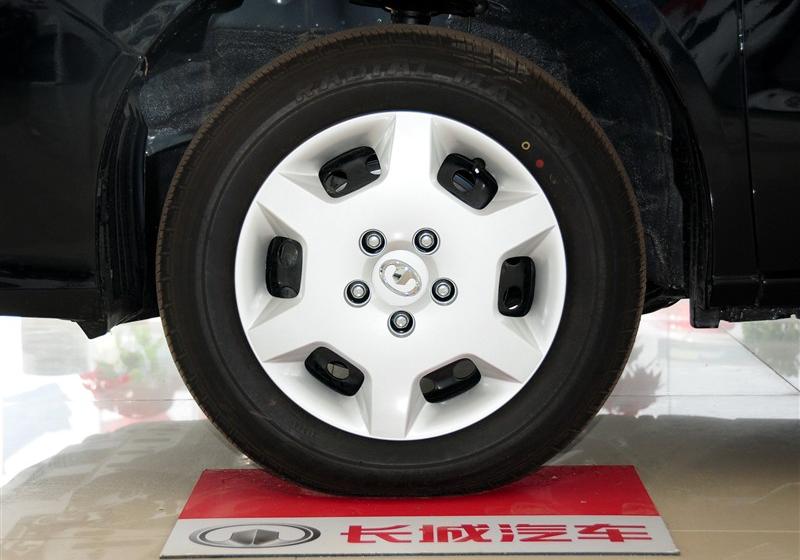 長城汽車 騰翼V80 2011款 2.0 自動標(biāo)準(zhǔn)型