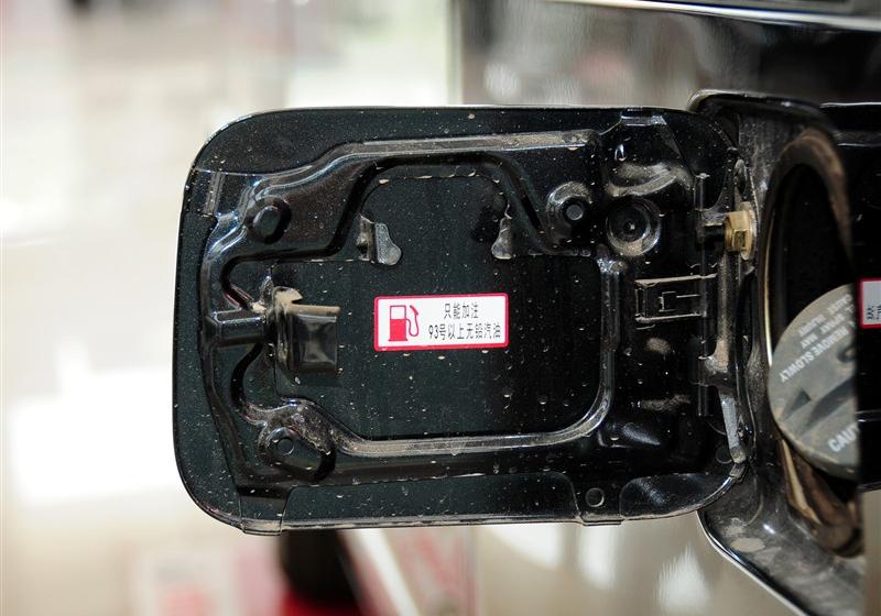 長城汽車 騰翼V80 2011款 2.0 自動標準型