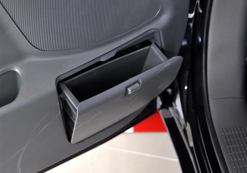 長城汽車 騰翼V80 2011款 2.0 手動舒適型