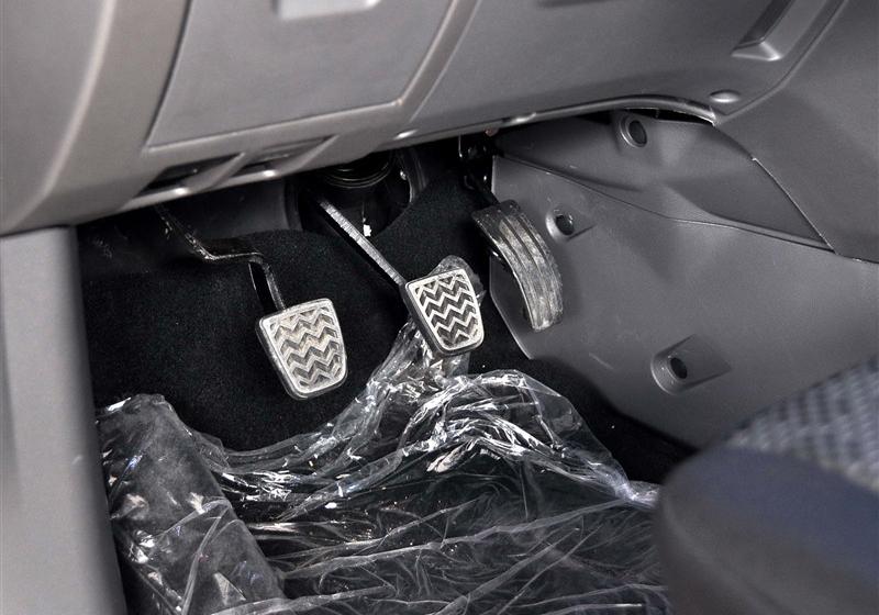 長城汽車 騰翼V80 2011款 2.0 手動舒適型