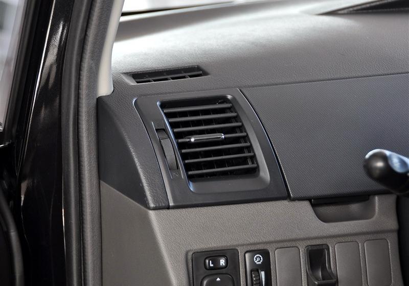 長城汽車 騰翼V80 2011款 2.0 手動舒適型