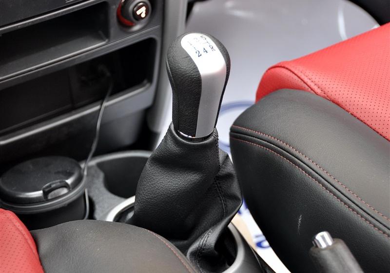 長(zhǎng)城汽車 炫麗 2011款 CROSS 1.5L MT