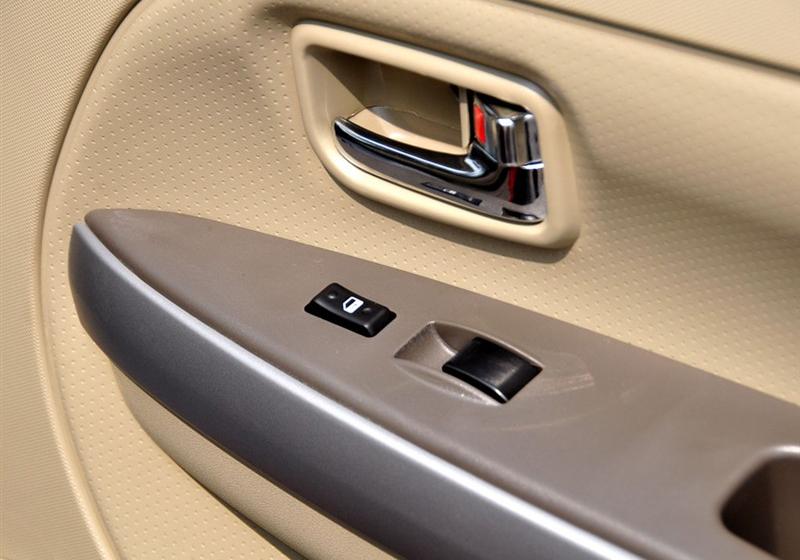 長(zhǎng)城汽車 炫麗 2009款 1.5L CVT 豪華型VVT