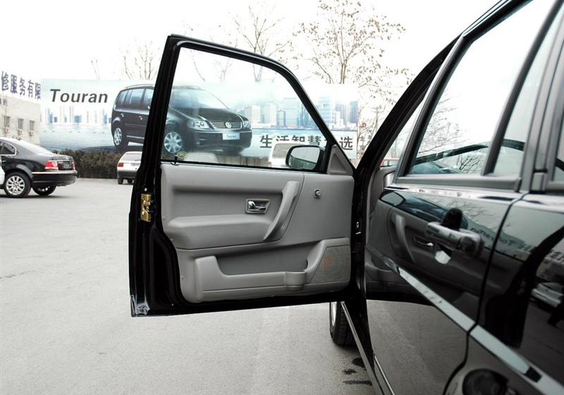 上海大眾 桑塔納志俊 2008款 1.8 MT 舒適型