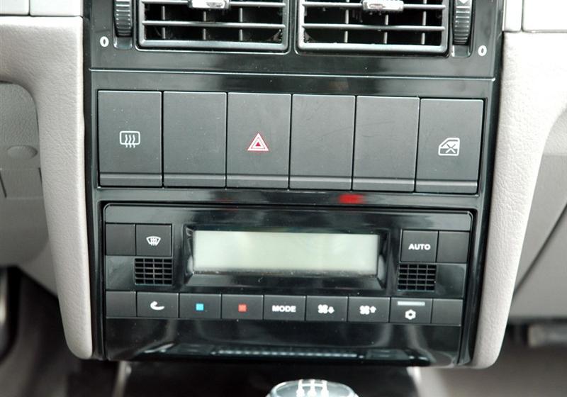 上海大眾 桑塔納志俊 2008款 1.8 MT 舒適型