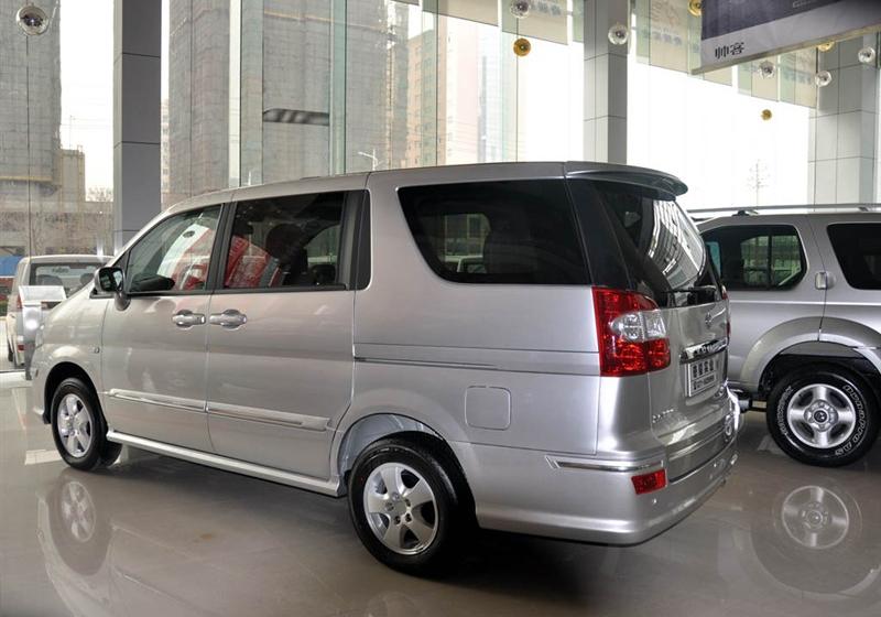 鄭州日產(chǎn) 御軒 2009款 2.0 豪華型