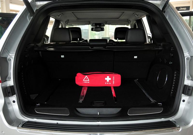 Jeep吉普 大切諾基(進(jìn)口) 2011款 3.6 豪華版