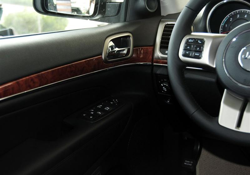 Jeep吉普 大切諾基(進口) 2011款 3.6 豪華版