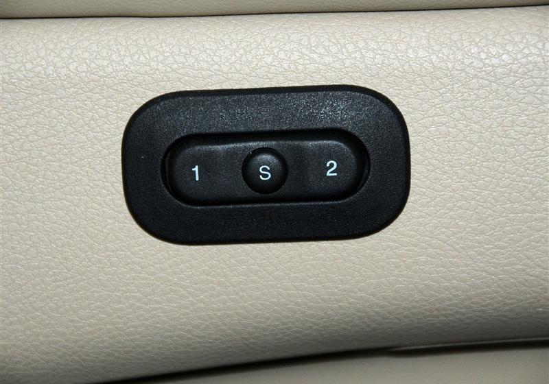 Jeep吉普 大切諾基(進口) 2011款 3.6 豪華導(dǎo)航版