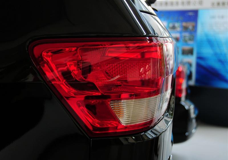 Jeep吉普 大切諾基(進(jìn)口) 2011款 3.6 豪華導(dǎo)航版