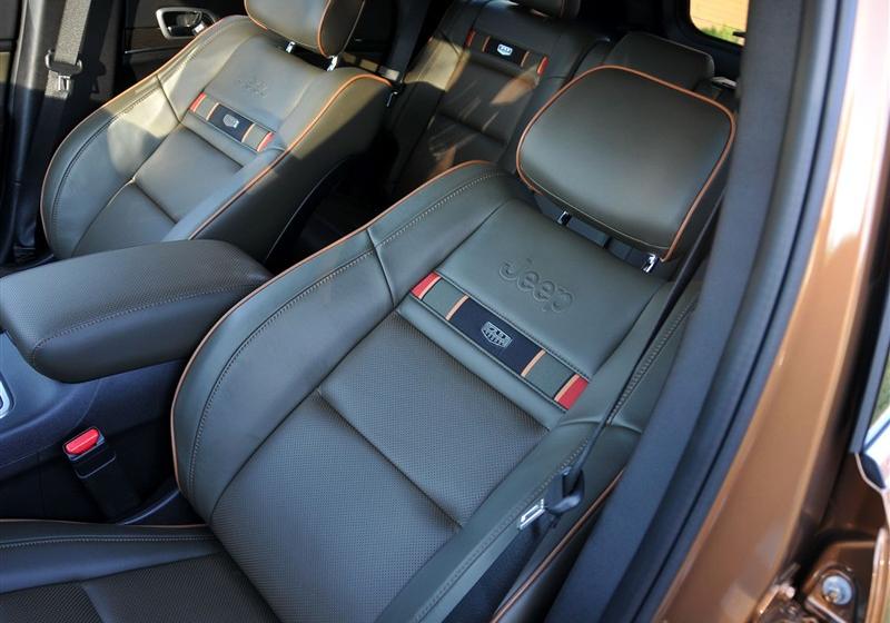 Jeep吉普 大切諾基(進(jìn)口) 2011款 3.6 70周年限量版