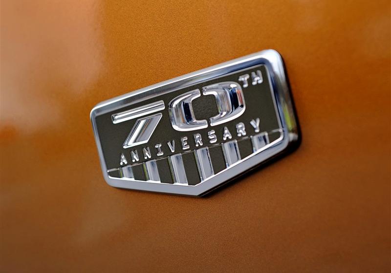 Jeep吉普 大切諾基(進(jìn)口) 2011款 3.6 70周年限量版