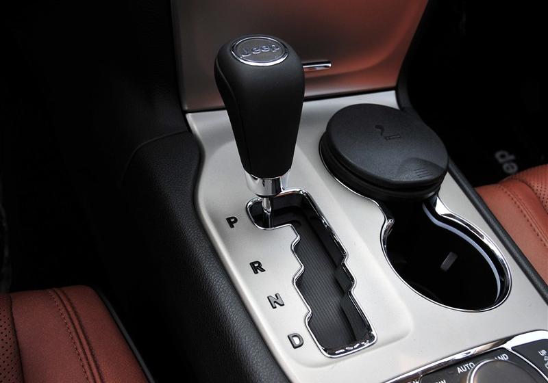 Jeep吉普 大切諾基(進(jìn)口) 2011款 3.6 旗艦版