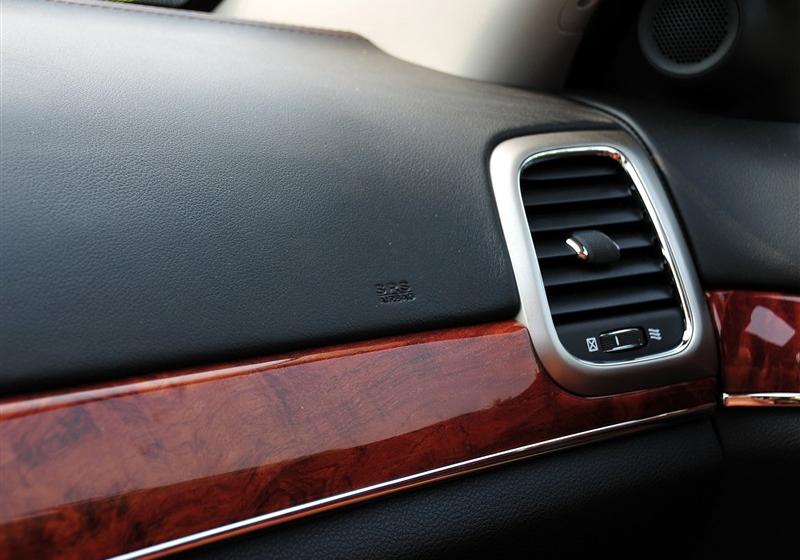 Jeep吉普 大切諾基(進(jìn)口) 2011款 3.6 旗艦版