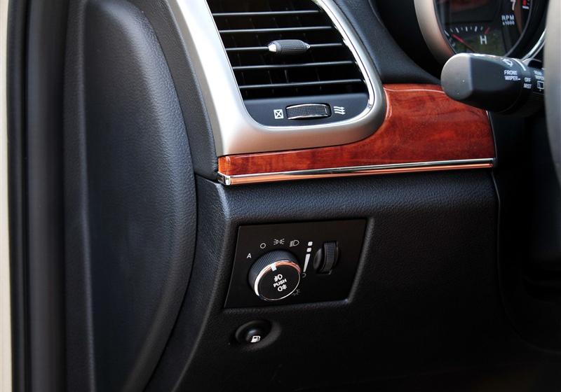 Jeep吉普 大切諾基(進口) 2011款 3.6 旗艦版