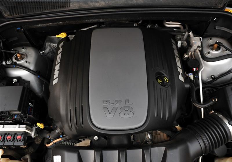 Jeep吉普 大切諾基(進(jìn)口) 2011款 5.7 旗艦導(dǎo)航版