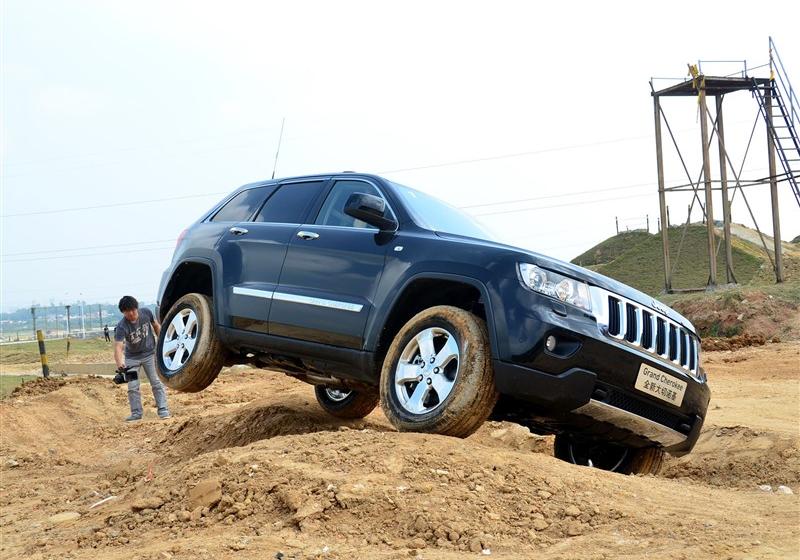 Jeep吉普 大切諾基(進口) 2011款 5.7 旗艦導航版