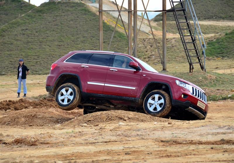 Jeep吉普 大切諾基(進口) 2011款 5.7 旗艦導航版