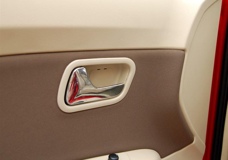 奇瑞汽車 風(fēng)云2 2010款 1.5 兩廂 進(jìn)取型