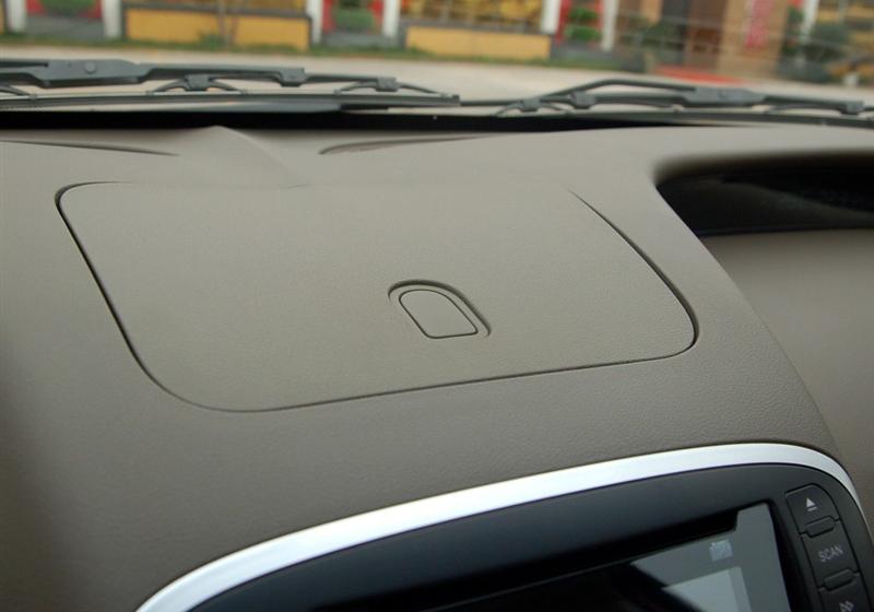 奇瑞汽車 風(fēng)云2 2010款 1.5 兩廂 進(jìn)取型