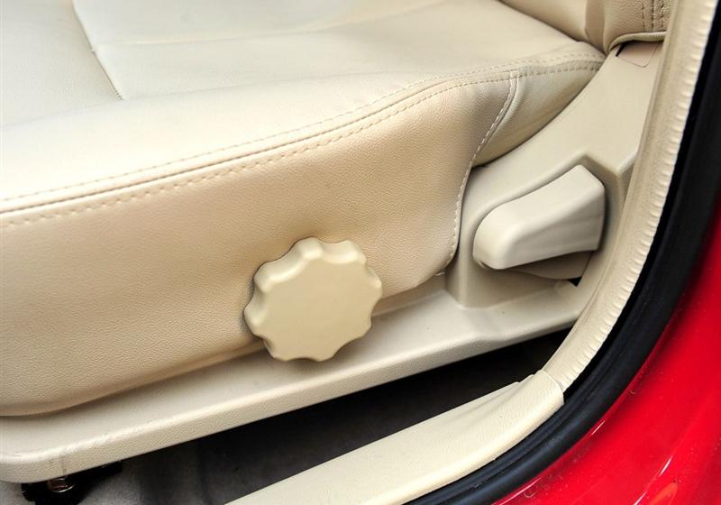 奇瑞汽車 風(fēng)云2 2010款 1.5 兩廂 豪華型