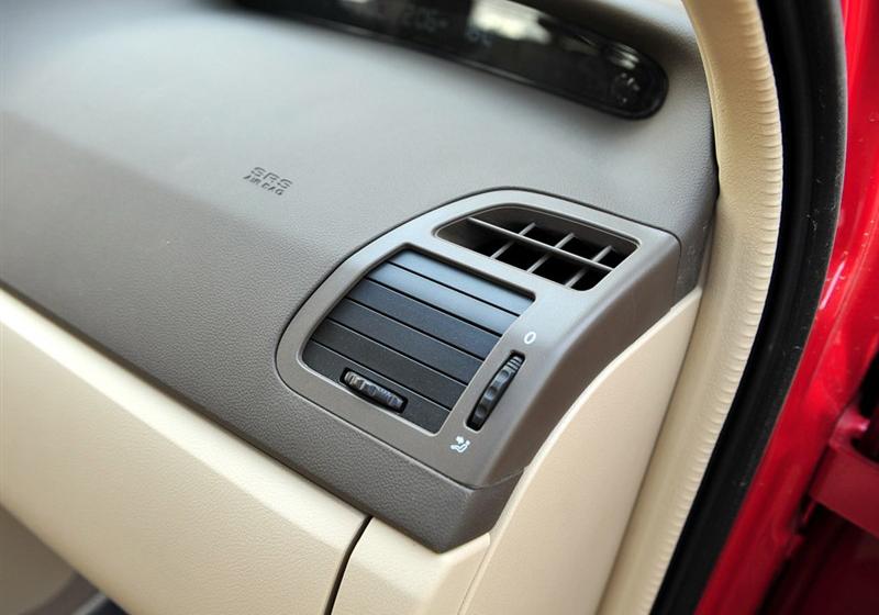 奇瑞汽車 風(fēng)云2 2010款 1.5 兩廂 豪華型