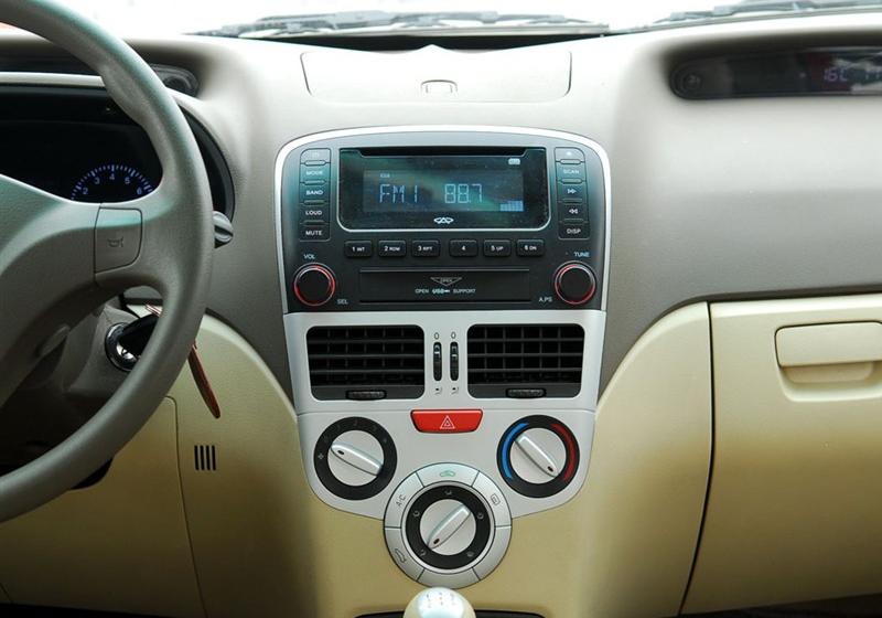 奇瑞汽車 風(fēng)云2 2010款 1.5 進(jìn)取型