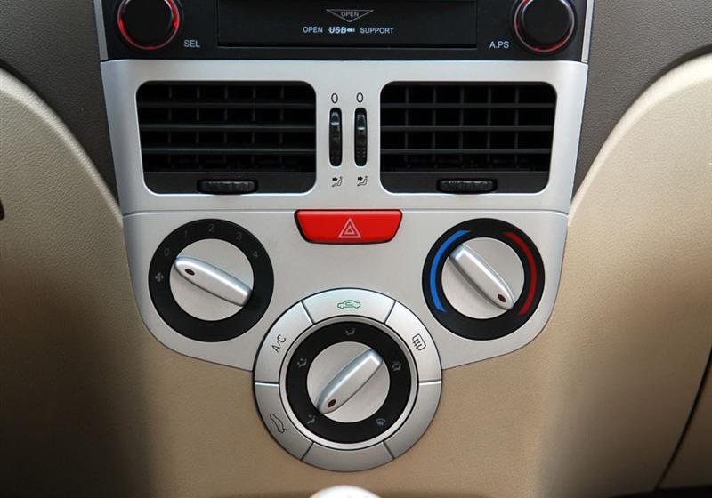 奇瑞汽車 風(fēng)云2 2010款 1.5 進(jìn)取型