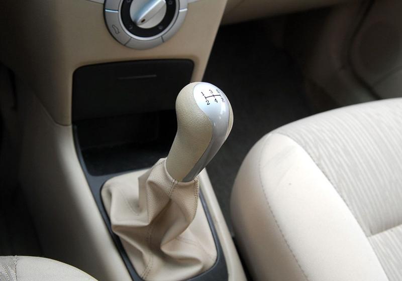 奇瑞汽車 風云2 2010款 1.5 進取型