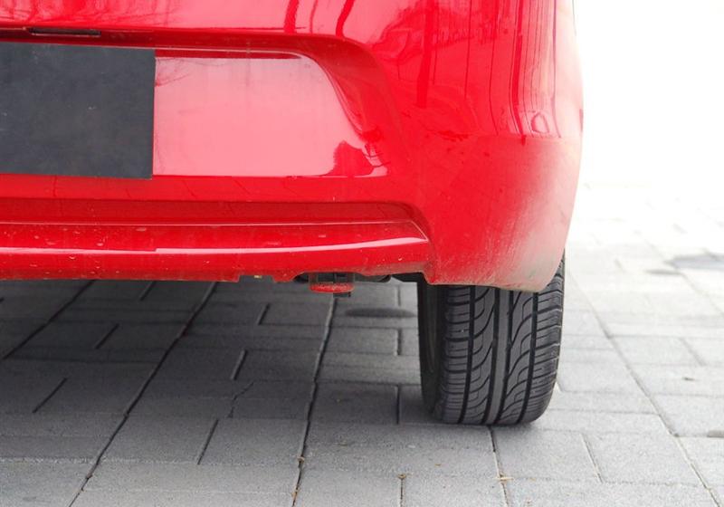 奇瑞汽車 風(fēng)云2 2010款 1.5 進(jìn)取型