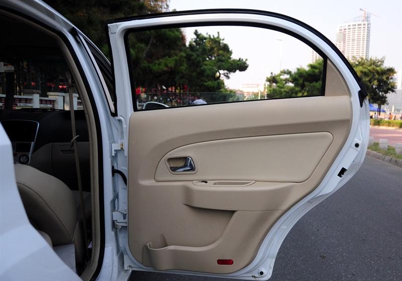 奇瑞汽車 風云2 2010款 1.5 豪華型