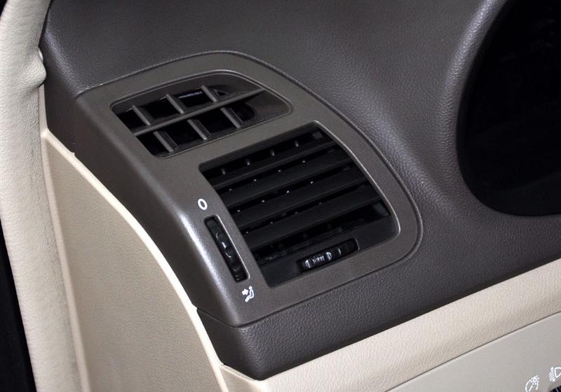 奇瑞汽車 風云2 2010款 1.5 尊貴型