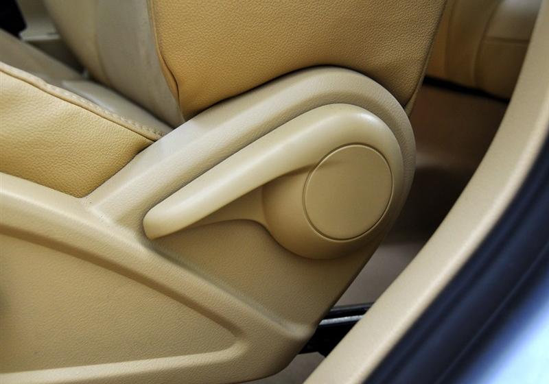 奇瑞汽車(chē) 奇瑞A3 2010款 改款1.6MT 尊貴型