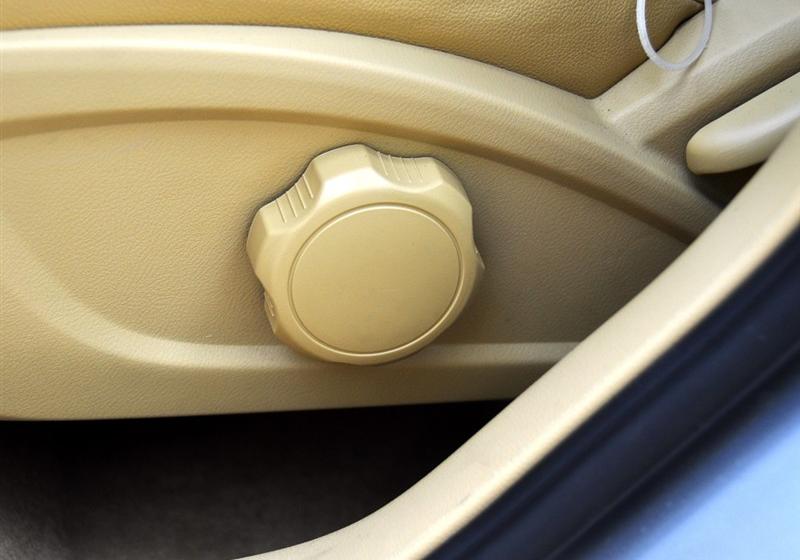 奇瑞汽車(chē) 奇瑞A3 2010款 改款1.6MT 尊貴型