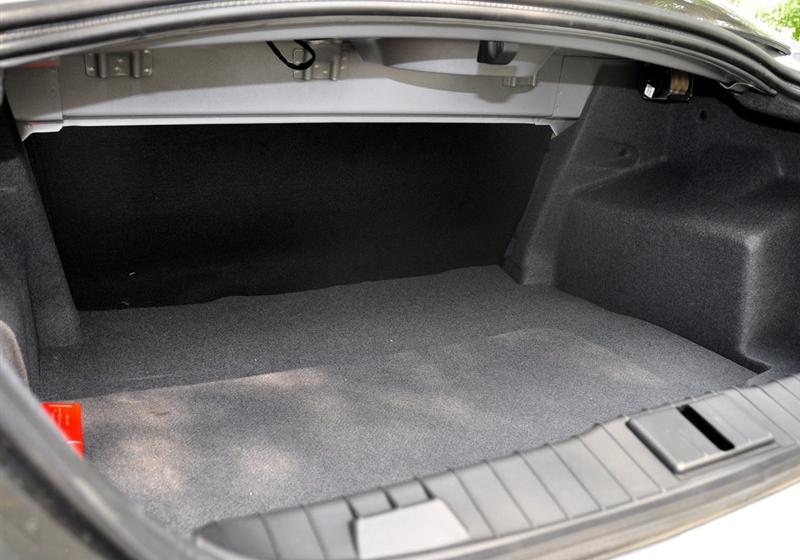 奇瑞汽車 奇瑞A3 2010款 改款1.6MT 尊貴型