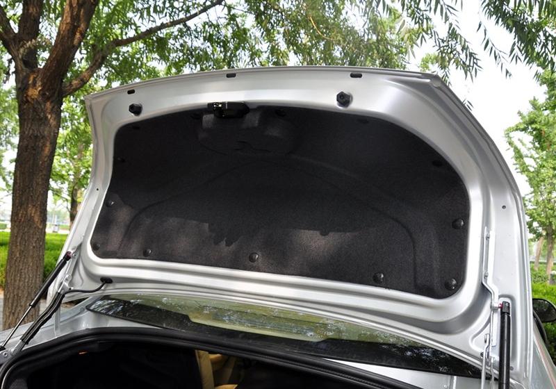 奇瑞汽車 奇瑞A3 2010款 改款1.6MT 尊貴型