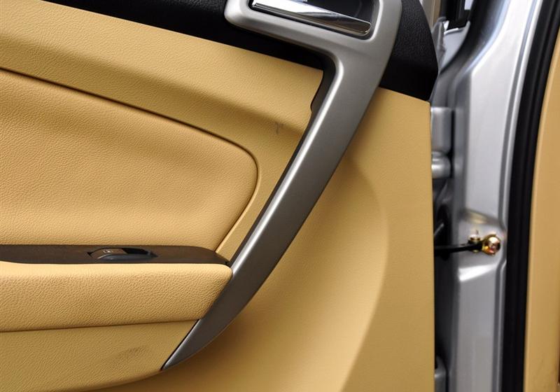 奇瑞汽車(chē) 奇瑞A3 2010款 改款1.6MT 尊貴型