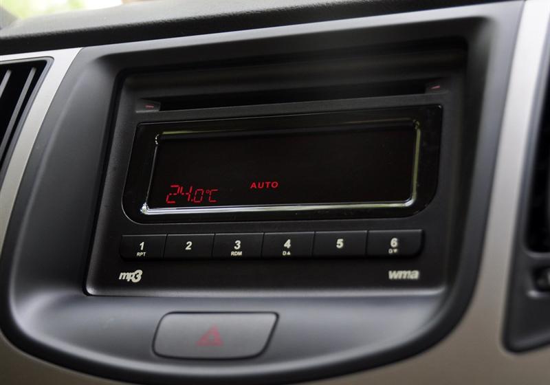 奇瑞汽車 奇瑞A3 2010款 改款1.6MT 尊貴型