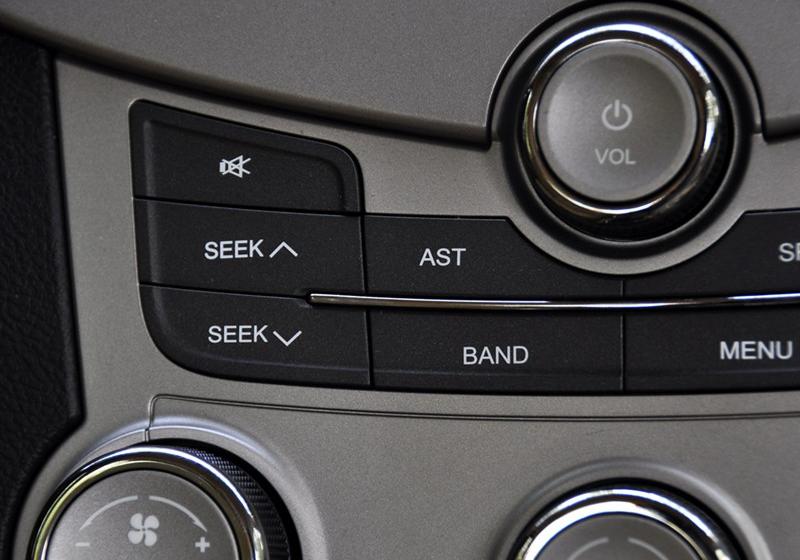 奇瑞汽車 奇瑞A3 2010款 改款1.6MT 尊貴型