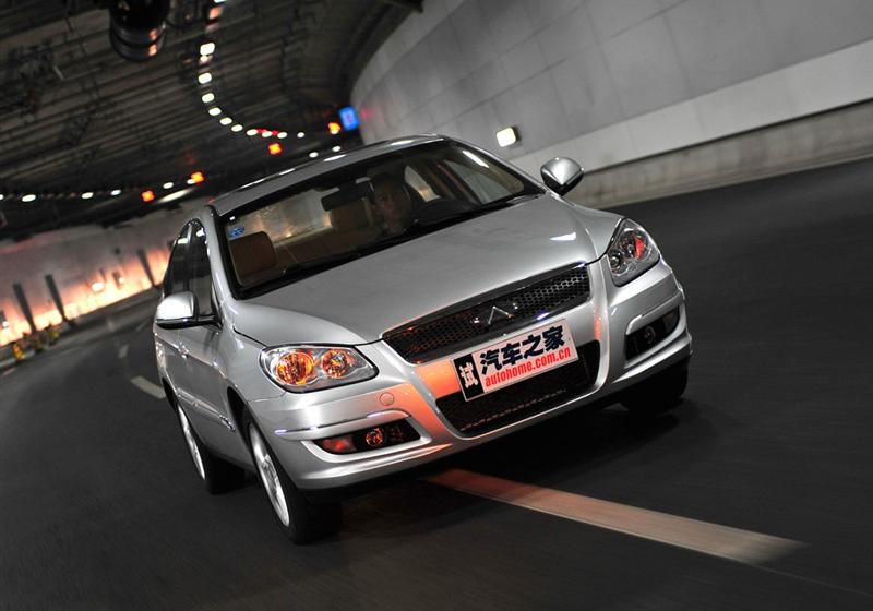 奇瑞汽車 奇瑞A3 2010款 改款1.6MT 尊貴型