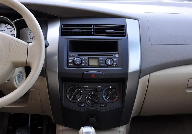 東風(fēng)日產(chǎn) 驪威 2010款 勁悅版1.6GI MT全能型