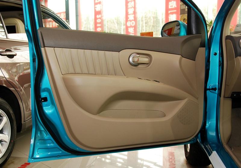 東風日產 驪威 2010款 勁悅版1.6GT AT炫能型