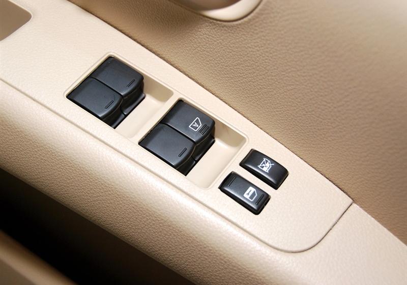 東風日產 驪威 2010款 勁悅版1.6GT AT炫能型