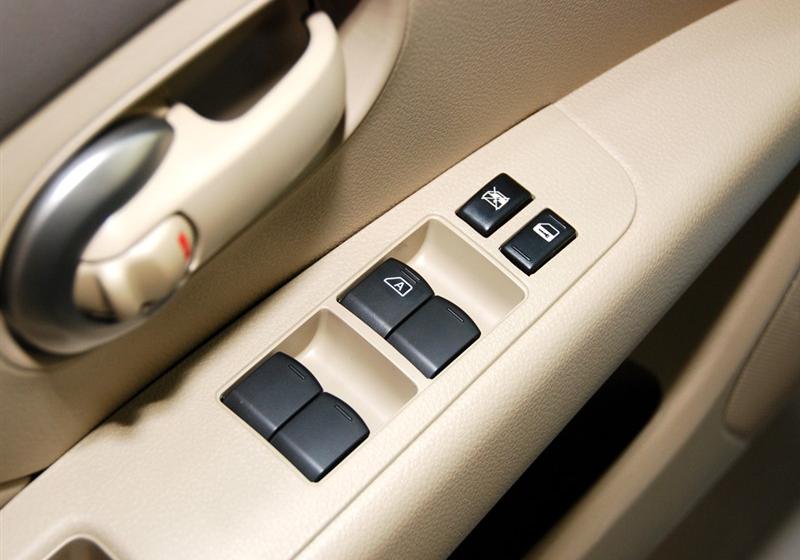 東風日產 驪威 2010款 勁悅版1.6GT AT炫能型