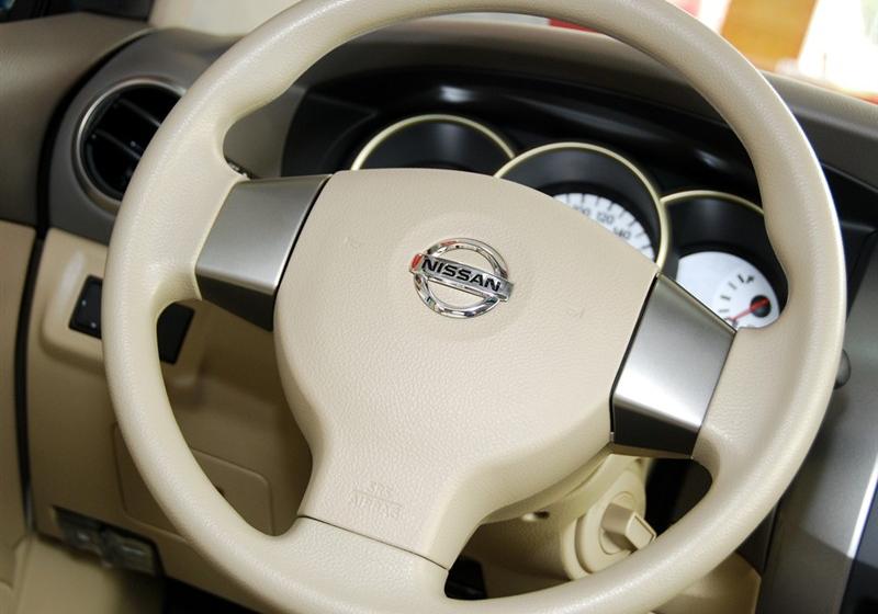 東風(fēng)日產(chǎn) 驪威 2010款 勁悅版1.6GT AT炫能型