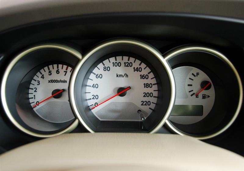 東風(fēng)日產(chǎn) 驪威 2010款 勁悅版1.6GT AT炫能型