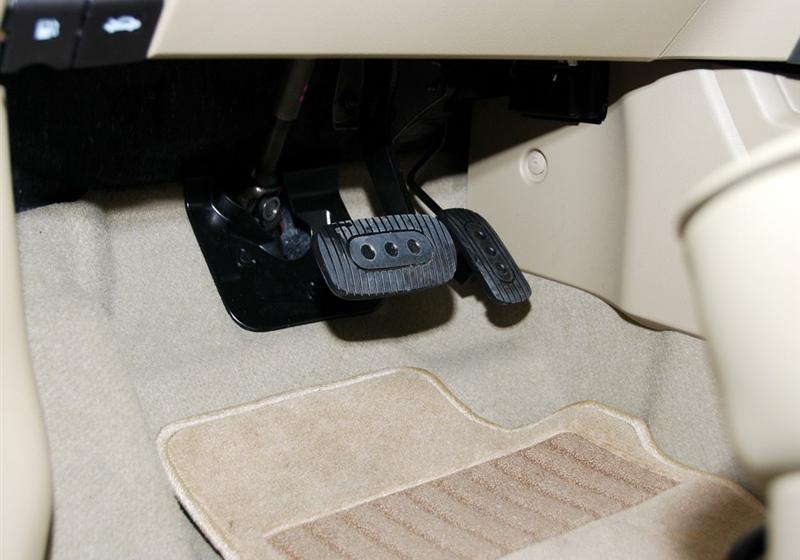 東風日產 驪威 2010款 勁悅版1.6GT AT炫能型